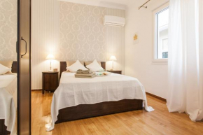 Classy private double rooms in apartment next to Acropolis